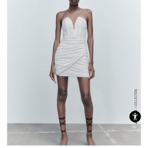 White Sweetheart Neckline Dress
